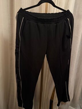 Zara Black Elastic-Waist Pants with Subtle White Label